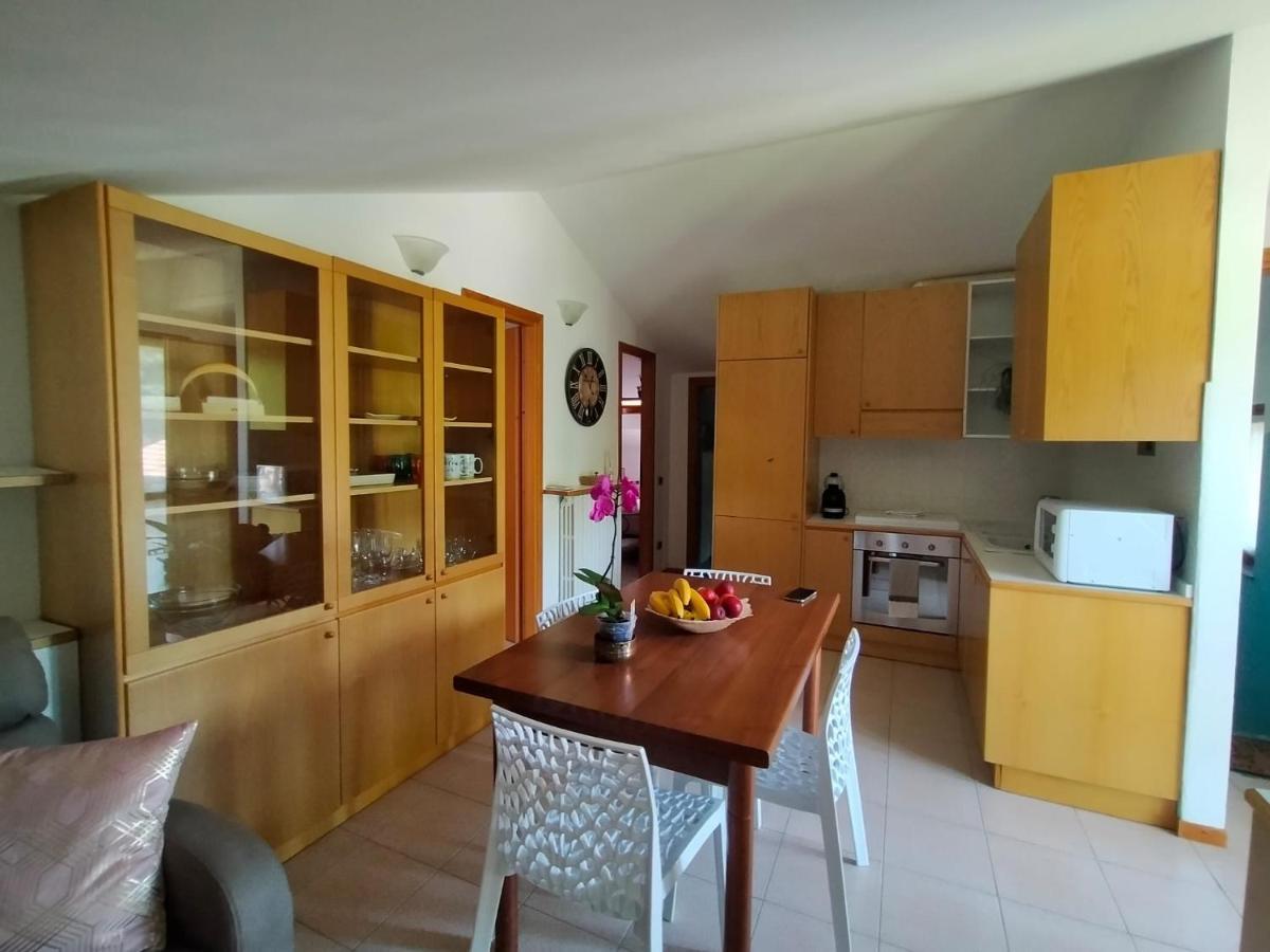 Casa Relax Apartment Laveno-Mombello Ngoại thất bức ảnh