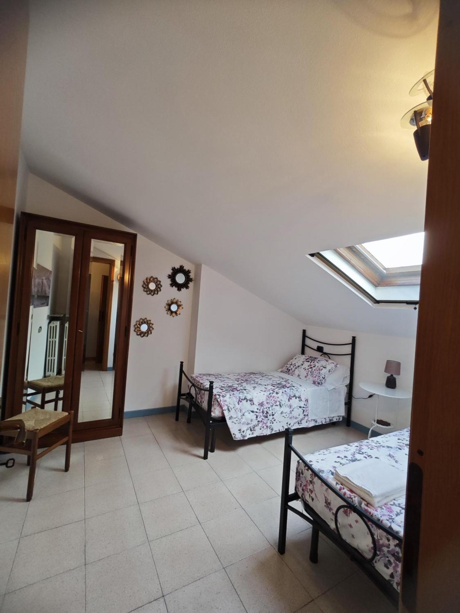 Casa Relax Apartment Laveno-Mombello Ngoại thất bức ảnh